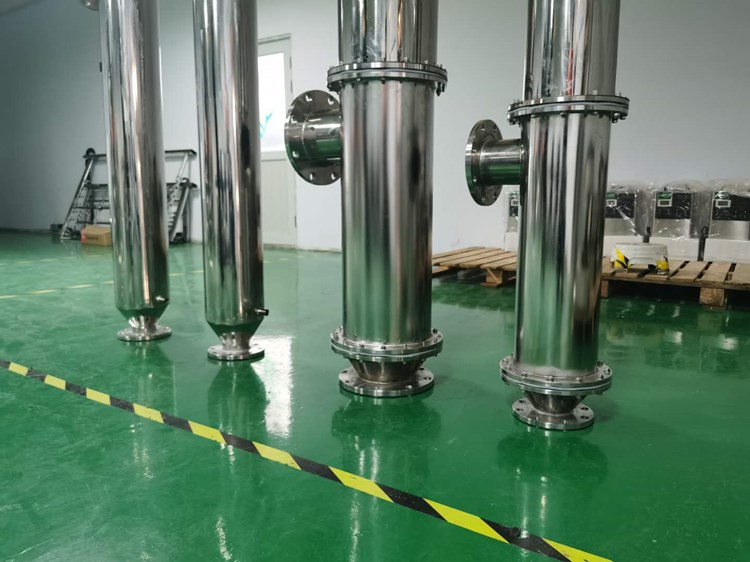 泳池中压紫外线消毒器