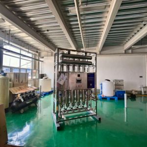 鑫冠宇不锈钢列管多效蒸馏水机LD100-4医院制剂室用高效节能