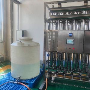 医院制剂室用不锈钢多效高效节能列管蒸馏水机鑫冠宇LD100-5